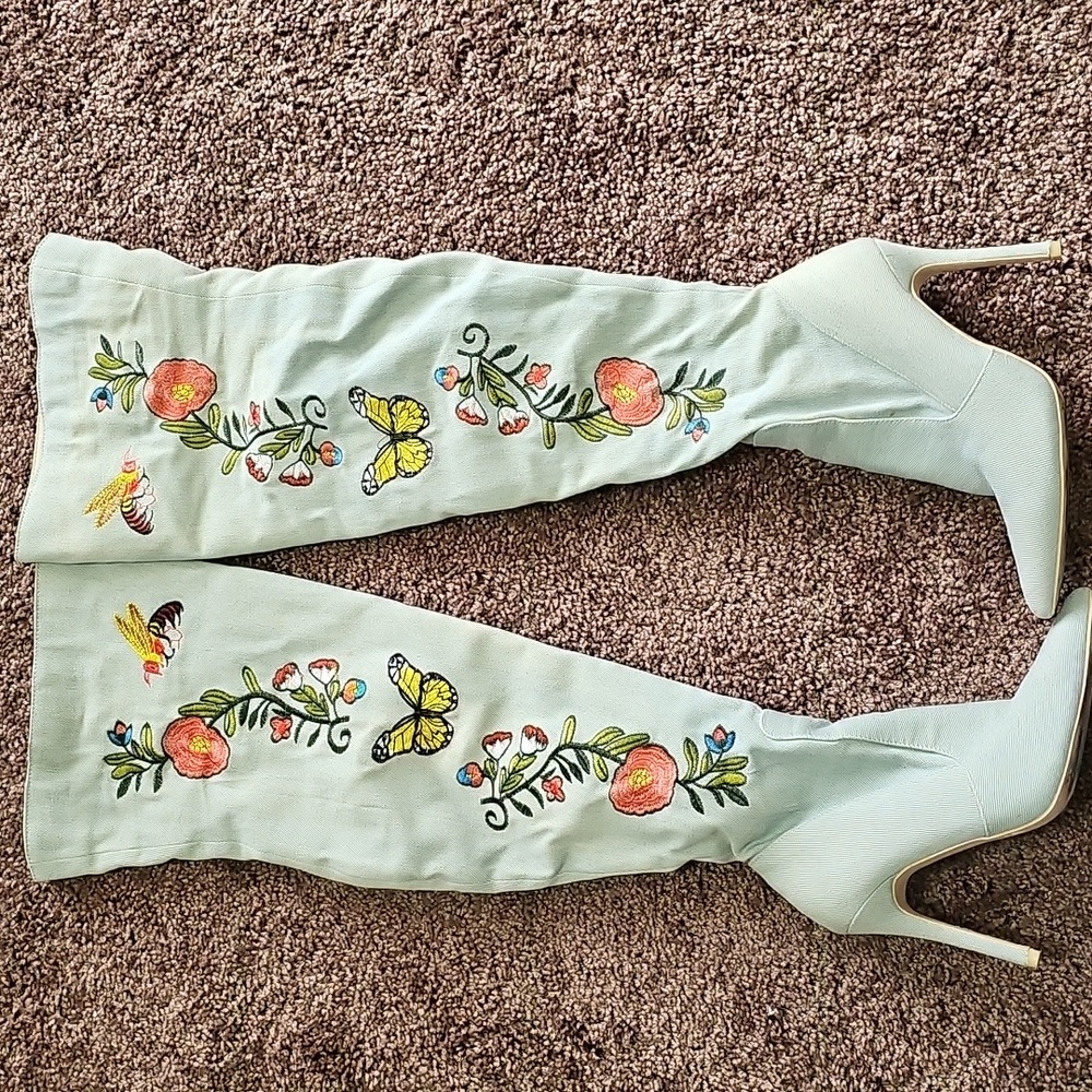 Eye catching boots